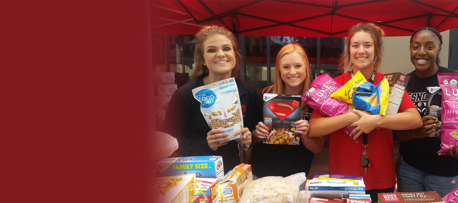students with food at ram pantry