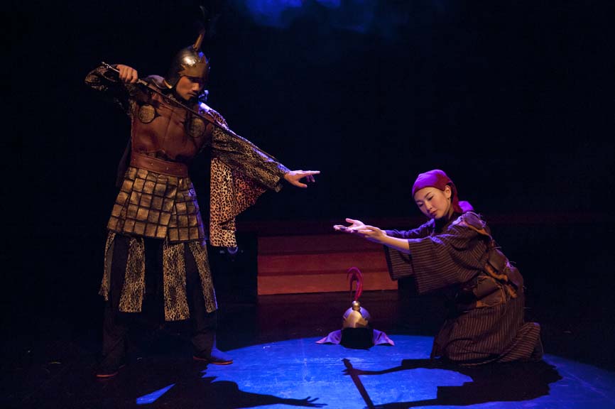 Scene from Mulan and the Battle on Black Mountain, featuring Chuyeng Vue and Thuy Duong 