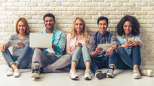 international students hanging out together